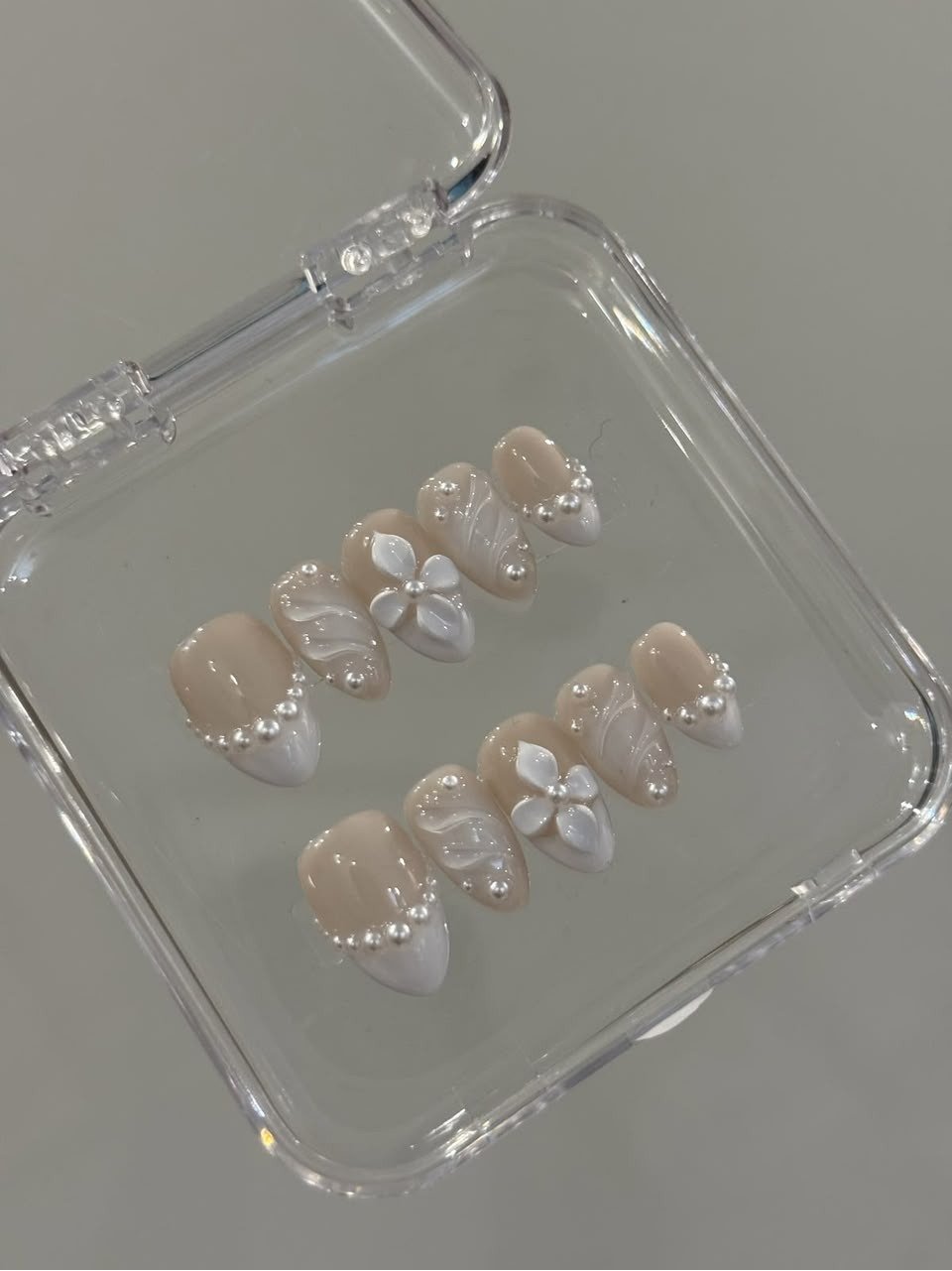 Pearl Bloom Almond Set